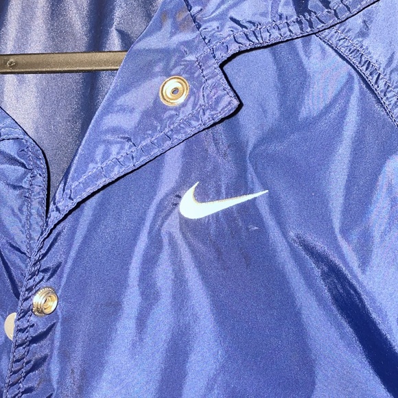 NAVY VINTAGE NIKE WINDBREAKER - Picture 4 of 6